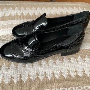 Cute shinny leather flats (unworn by Ivanka Trump)